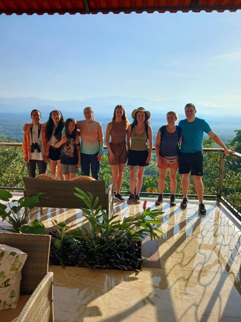 Mountain Top Park Hotel Quepos Eksteriør billede