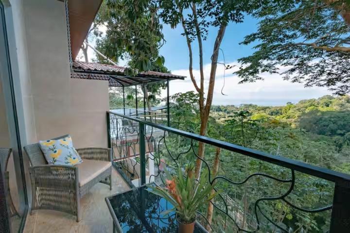 Mountain Top Park Hotel Quepos Eksteriør billede